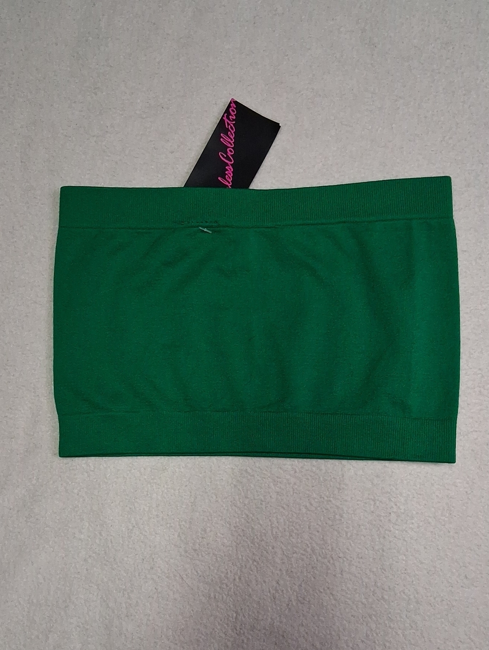 4/20$ Womens Sealess Collection Crop Top Nwt